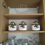 Manor 아파트 *