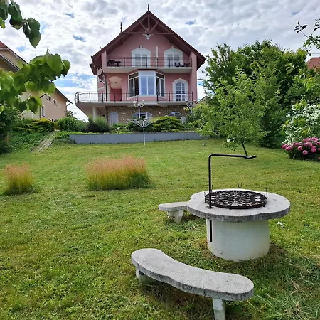Apartment Manor